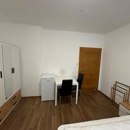 Πανσιόν Farawayhomes Ramingtal